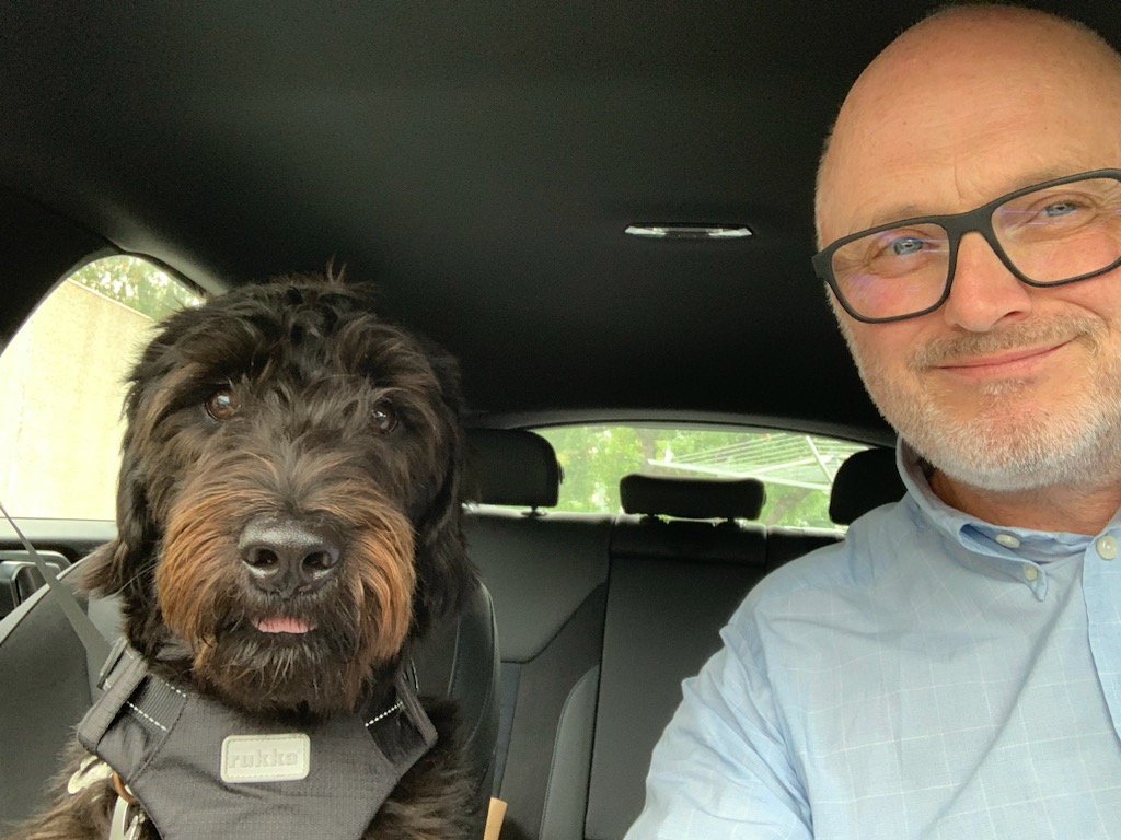 Photograph of Goran Mayner with his dog